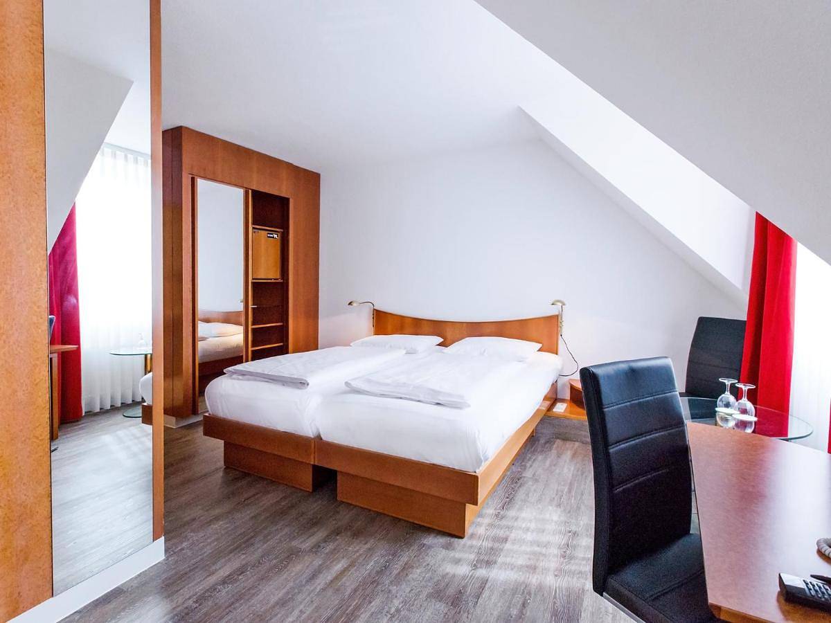 Dormero Hotel Dresden Airport in Klotzsche, Dresden