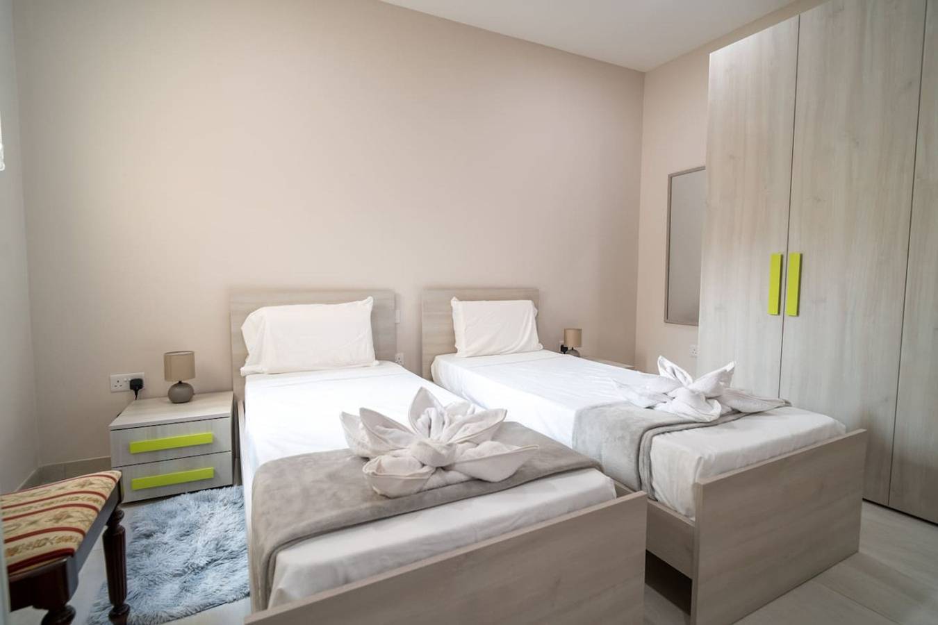 Entire apartment, Ghajnsielem Retreat 4 Bedrooms, Panoramic Terrace in Għajnsielem, Gozo