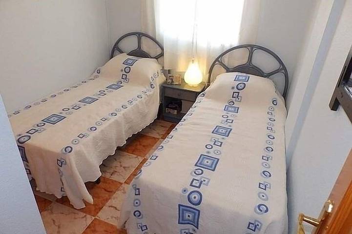 Appartement entier, Maison de ville avec piscine privée, bonne WiFi. Courte promenade à Villamartin Plaza in Orihuela, Costa Blanca