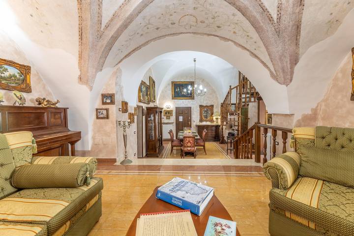 Gîte pour 8 personnes, avec jacuzzi et balcon à Gallipoli - 4