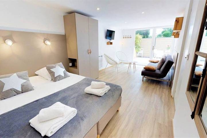 Location de vacances pour 5 personnes, avec jardin et terrasse à Saint-Péray