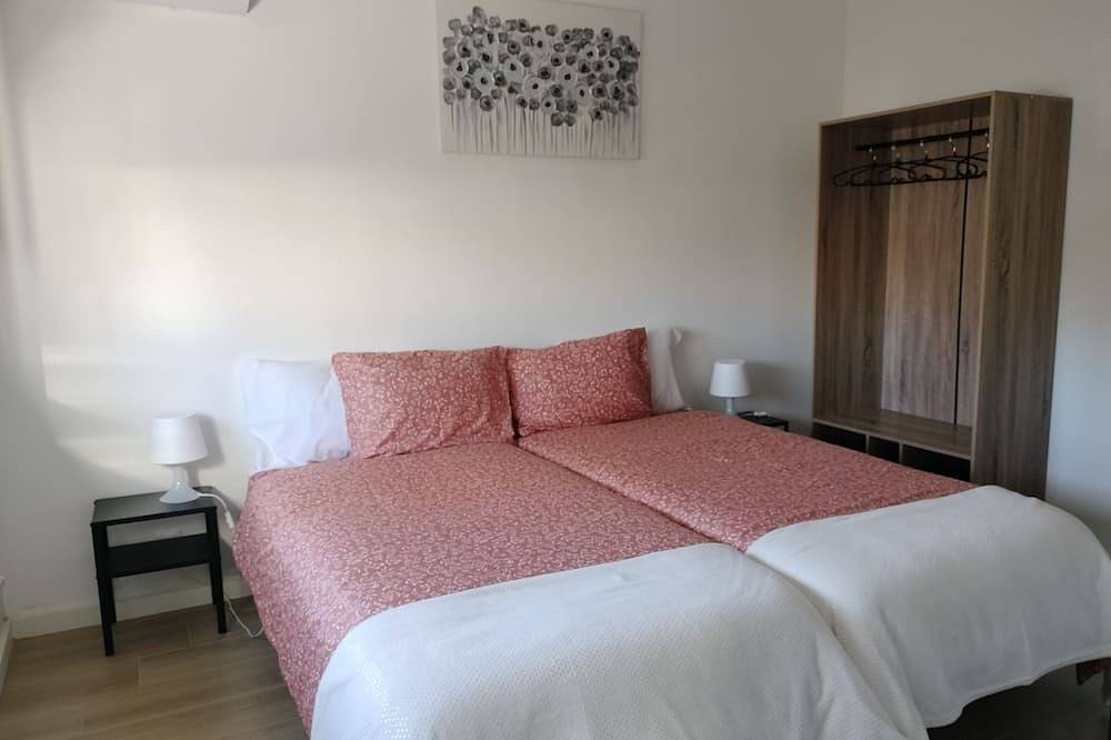 Ganze Wohnung, Quarto com Kitchenet junto ao Metro in Senhora da Hora, São Mamede de Infesta e Senhora da Hora