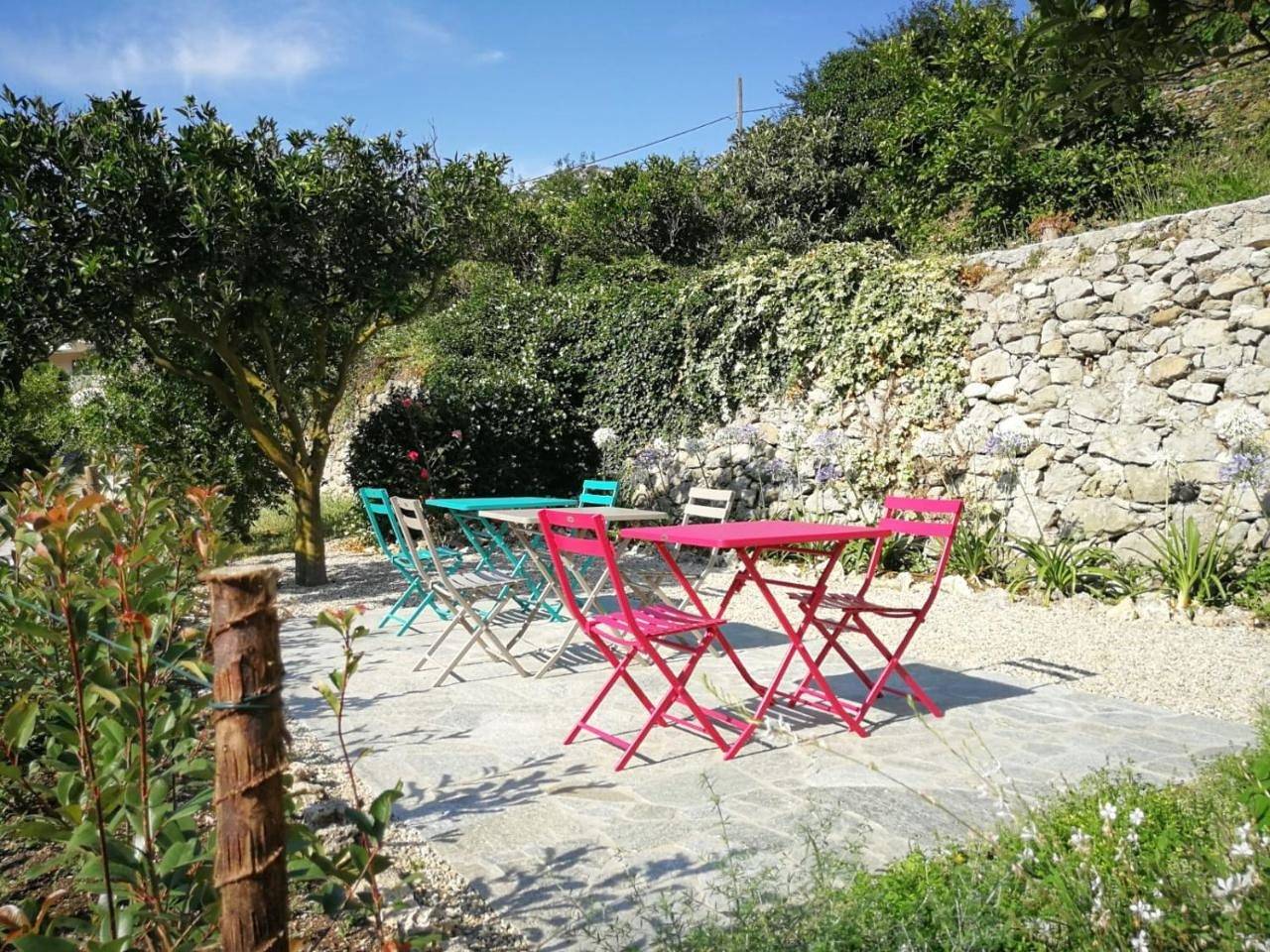 Castelli in aria in Finale Ligure, Commune de Finale Ligure