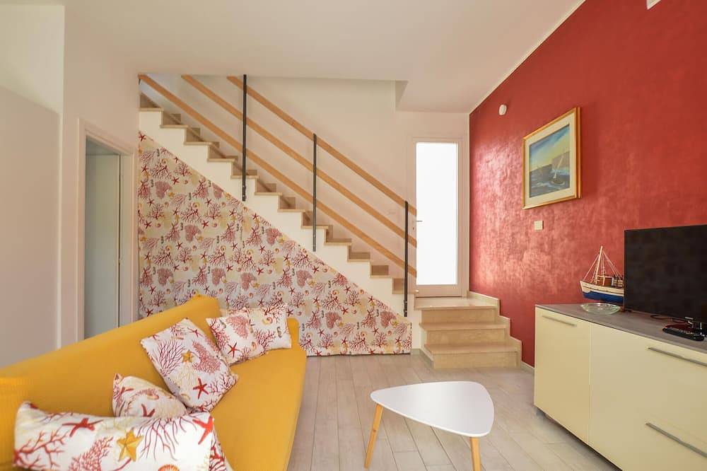 2 bedroom stunning home in Cornino in Custonaci, Trapani Provinz