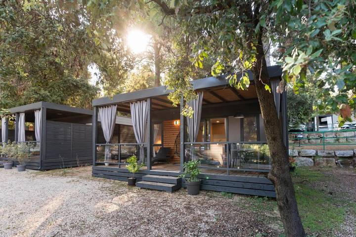Camping für 4 Personen, mit Terrasse und Garten sowie Ausblick in Rovinj
