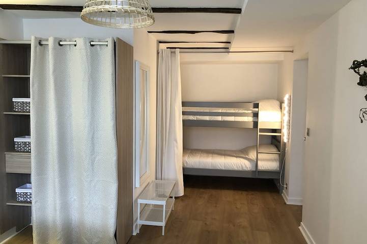 Ganze Wohnung, Charming T3 in the heart of town with parking in Limoges, Limoges und Umgebung