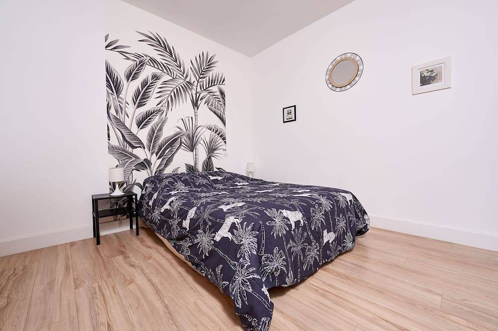 Air-conditioned villa in the heart of Provence, swimming pool, for 8 people, in absolute peace and quiet in Velleron, Parc naturel régional du Mont-Ventoux