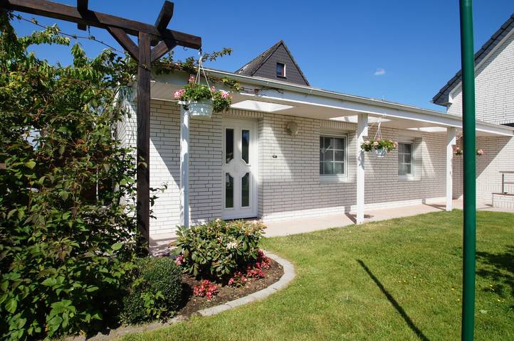 Bungalow für 2 Personen, mit Terrasse und Garten