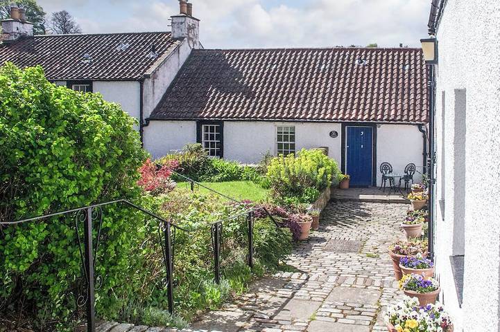 Log cabin for 4 people in Edinburgh