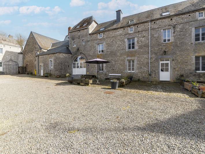Location de vacances pour 7 personnes, avec Terrasse et Jardin à Ouffet