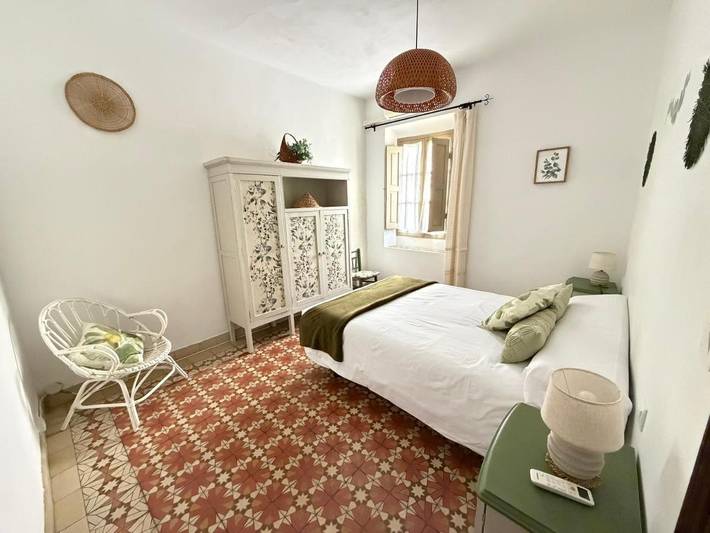 Casa rural para 14 personas, con piscina para niños además de piscina y jardín, Se admiten mascotas en La Sagra - 4