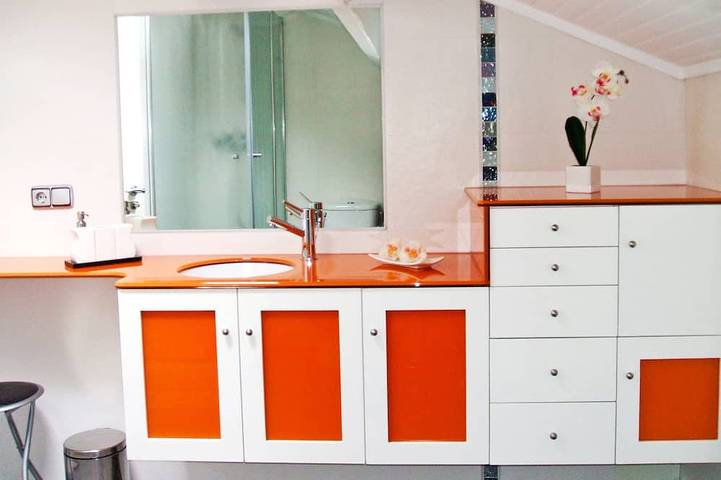 Gîte pour 2 personnes, avec jardin à Hendaye - 4