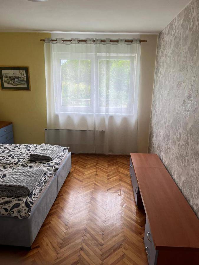 Ganze Wohnung, Two-Bedroom Apartment in Gospitsch, Lika-Senj