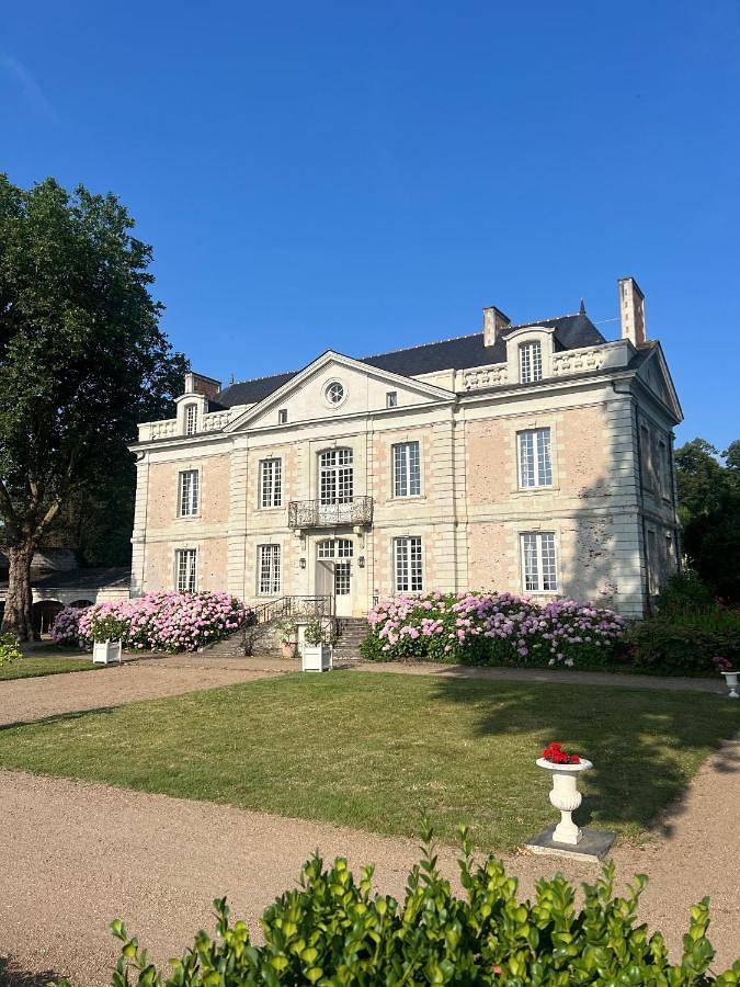 Maison d’hôte pour 2 personnes, avec Terrasse et Jardin ainsi que Piscine et Vue à Bouchemaine