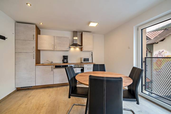 Entire apartment, Apartment "Lamm 2" with Mountain View, Balcony & Wi-Fi in St. Valentin auf der Haide, Graun