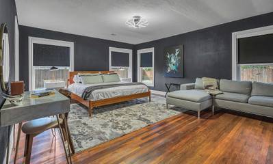 Vacation Rental for 14 Guests in Waco, McLennan County, Picture 2