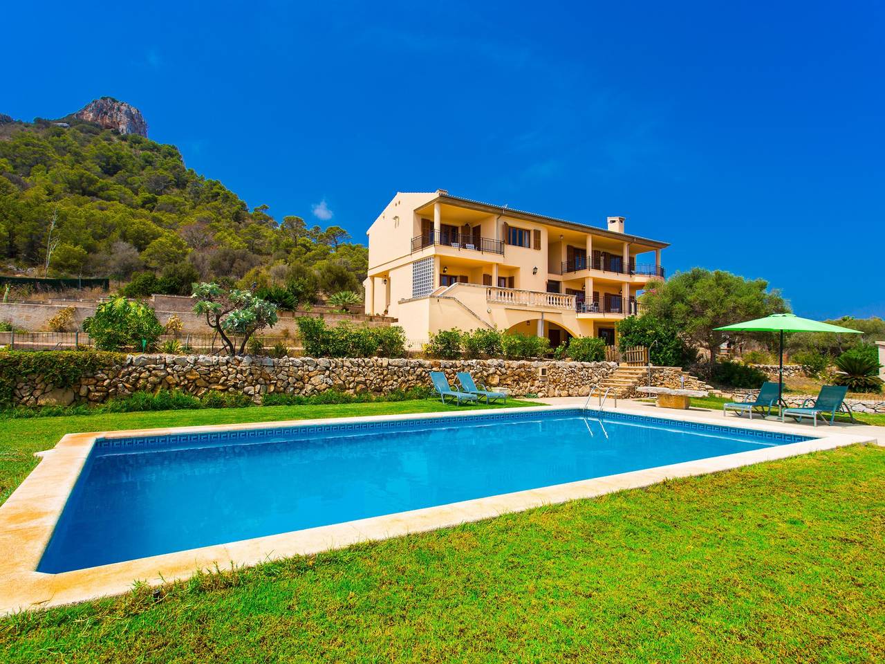 Casa rural 'Na Penyal' con vistas al mar, Wi-Fi y aire acondicionado in Son Moro, Mallorca Este