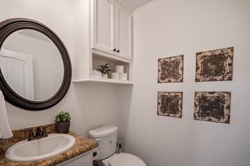 Vacation House for 8 Guests in Lake Conroe, Texas, Picture 1