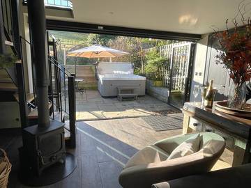 Holiday Home for 2 People in Midlands, Peak District, Photo 4