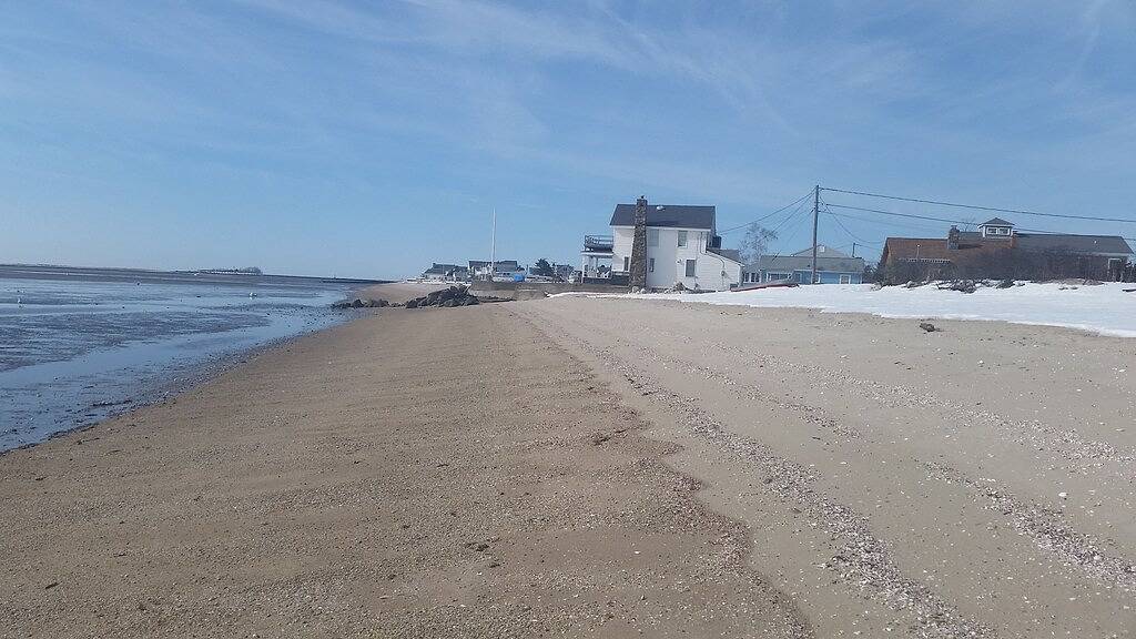Erholsame Sommervermietung, zu Fuß zum Strand, kurze Fahrt zu den Outlets in Westbrook, Connecticut