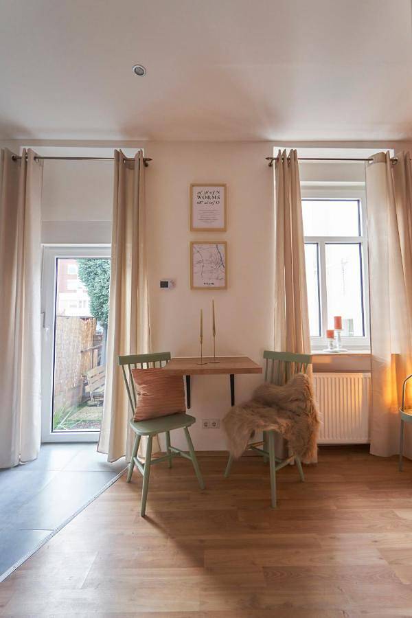Appartement entier, Coole Altbau-We 1-Zkb Terrasse Worms Zentrum in Worms (Allemagne), Kurpfalz