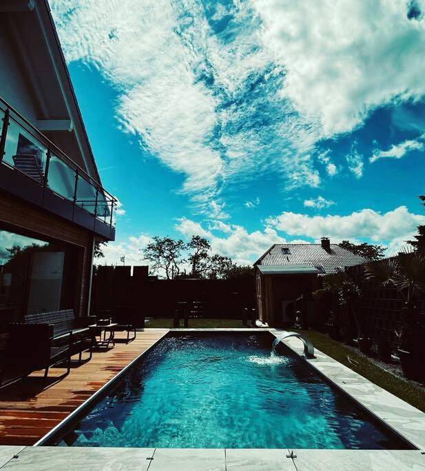 Villa für 5 Personen, mit Garten und Sauna sowie Pool und Ausblick in Rhein (Deutschland) - 4