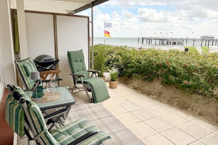 Ganze Wohnung, Ferienwohnung mit 1- Zimmer auf ca. 43m² in 1. Strandlage mit Meerblick in Wyk auf Föhr (Stadt), Wyk auf Föhr
