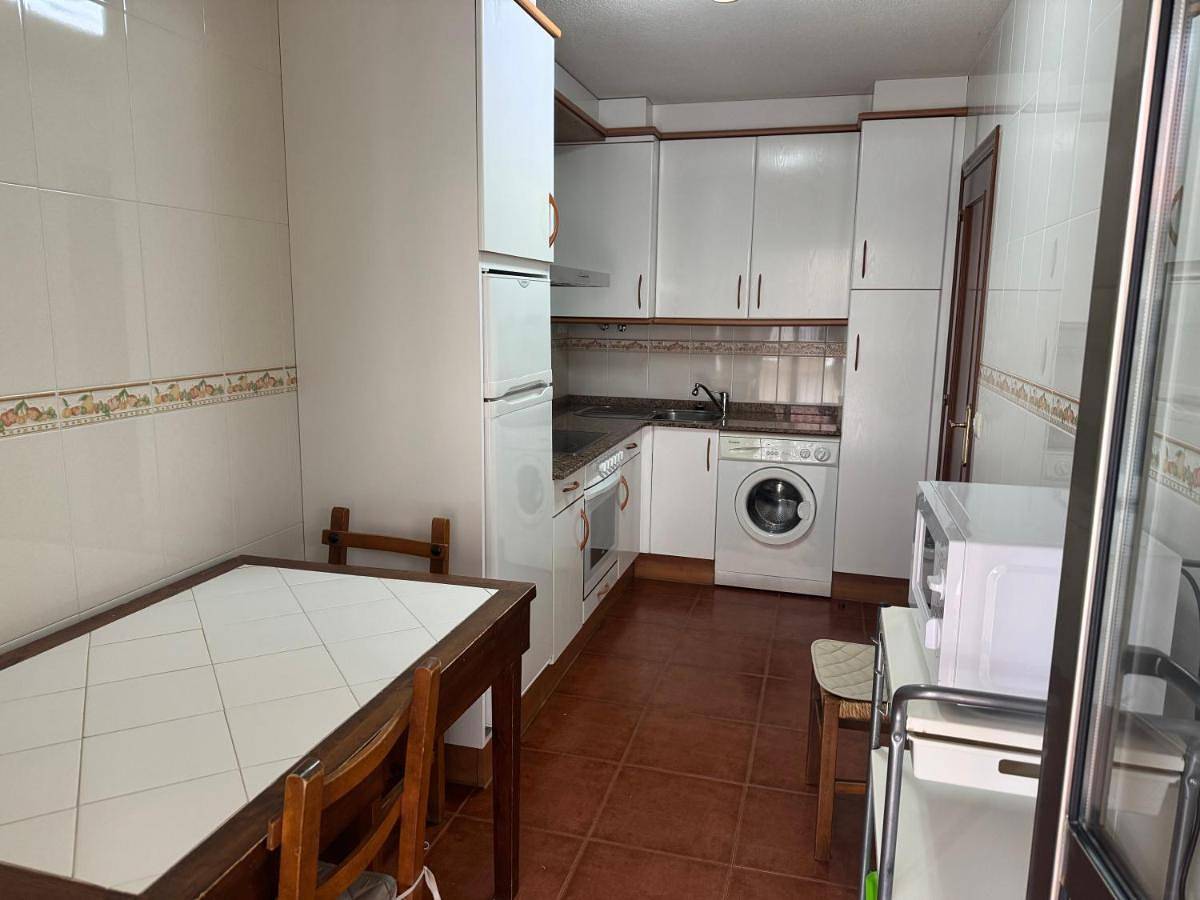 Apartamento entero, Two-Bedroom Apartment - Oceanfront in Playa de El Rosal (San Vicente de la Barquera), San Vicente de la Barquera