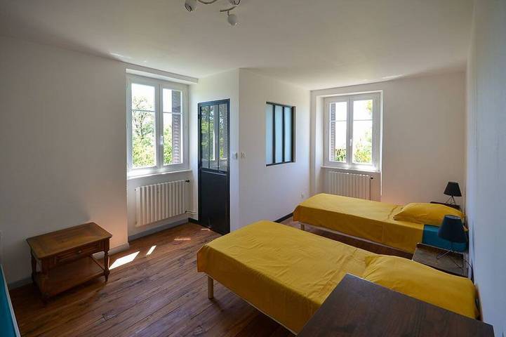 Gîte pour 8 personnes dans Roussennac - 2