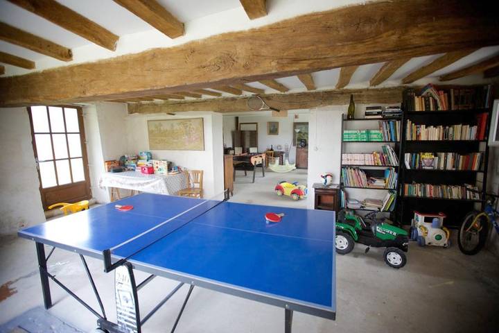 Location de vacances pour 4 personnes, avec jardin ainsi que piscine et vue, adapté aux familles à Bridoré - 3