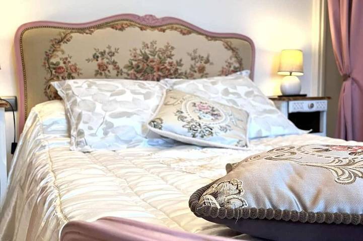 Chambre d’hôte pour 2 personnes, avec Jardin à Caurel