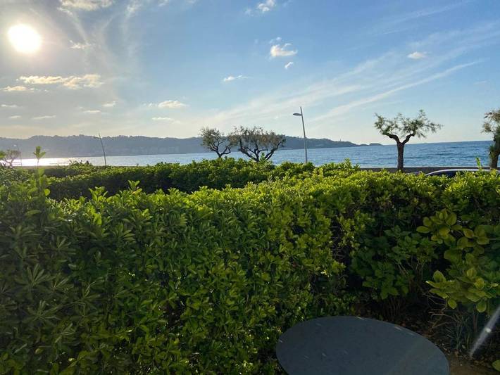 Gîte pour 4 personnes, avec vue et terrasse dans Plage Des 2 Jumeaux Hendaye