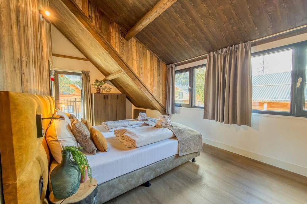 Luxus-Chalet mit Sauna und Terrasse am See in Afritz am See, Villach-Land