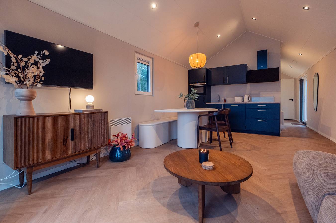 Modern ingerichte 4 persoons lodge met hottub in Haarle in Sallandse Heuvelrug