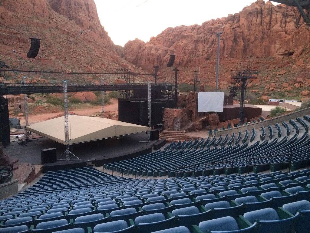 Ganze Wohnung, Sonnige, moderne Wohnung im Sports Village Resort - Atemberaubende Aussicht! 1100 sq. Ft! in St. George, Zion Nationalpark