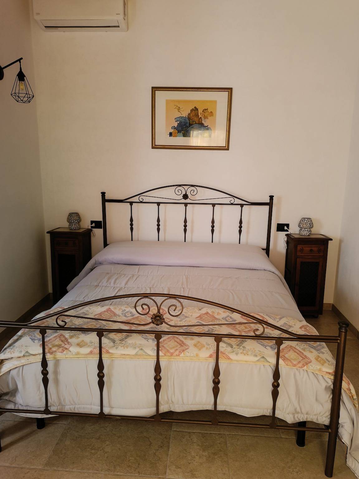 Entire apartment, Apartment 'Borghetto Meti - Two-Room' with Sea View, Wi-Fi and Air Conditioning in Noto, Avola