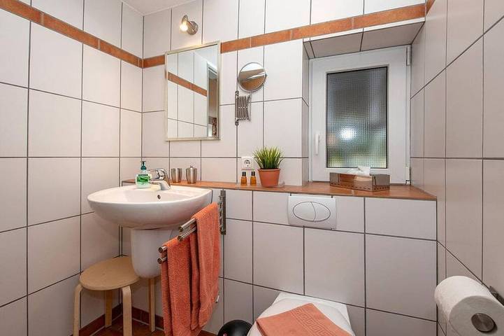 Ferienwohnung für 2 Personen, mit Terrasse und Garten in Alf - 3