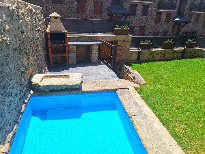 Apartamento de vacaciones para 8 personas, con vistas y jardín en Baixa Cerdanya - 3