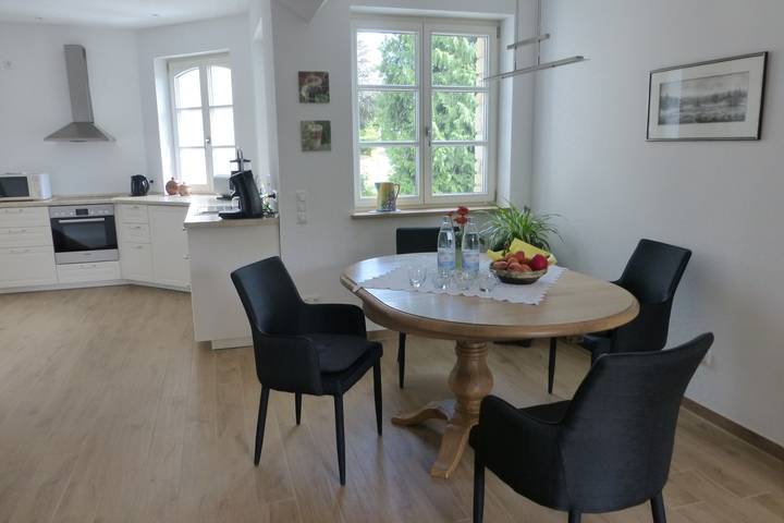 Gîte pour 4 personnes, avec jardin à Roetgen
