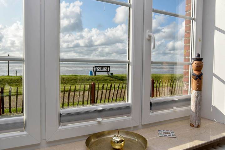 Ferienwohnung für 4 Personen, mit Terrasse und Garten sowie Sauna und Seeblick auf den Halligen