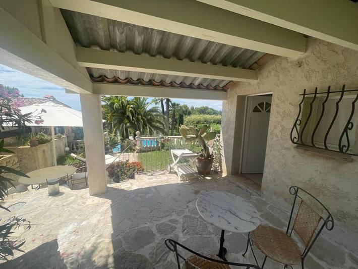 Chambre d’hôte pour 2 personnes, avec vue ainsi que jardin et piscine à Vence - 4