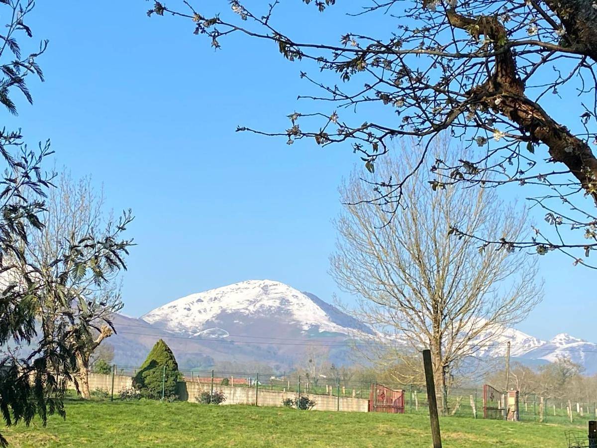 Double Room with Garden View in Ascarat, Région de Bayonne
