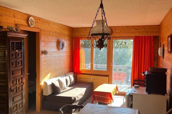 Ferienwohnung für 4 Personen, mit Balkon in Chandolin