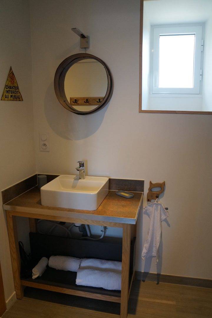 Chambre d'hôtes "La Grange de Noëlie" - Chambre l'artisane in Lanuéjouls, Massif central