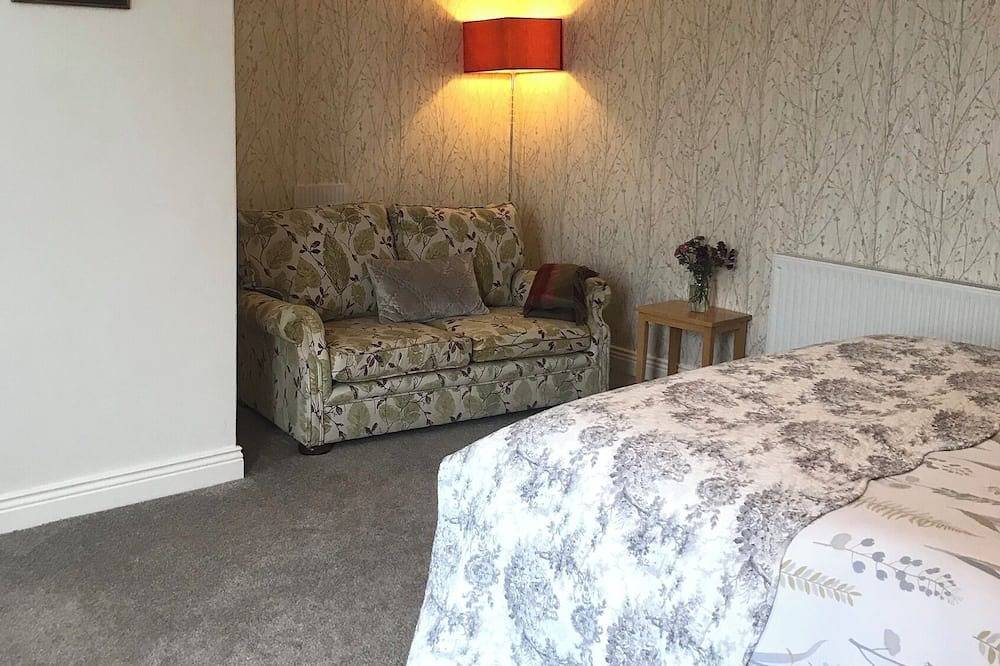 Courtyard Schlafzimmer Nr. 1, The Orchard, Terryglass in Terryglass, Nenagh