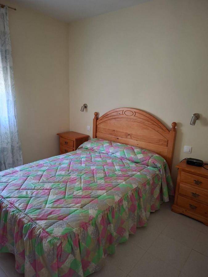 Casa rural para 4 personas, con piscina además de vistas y balcón - 1