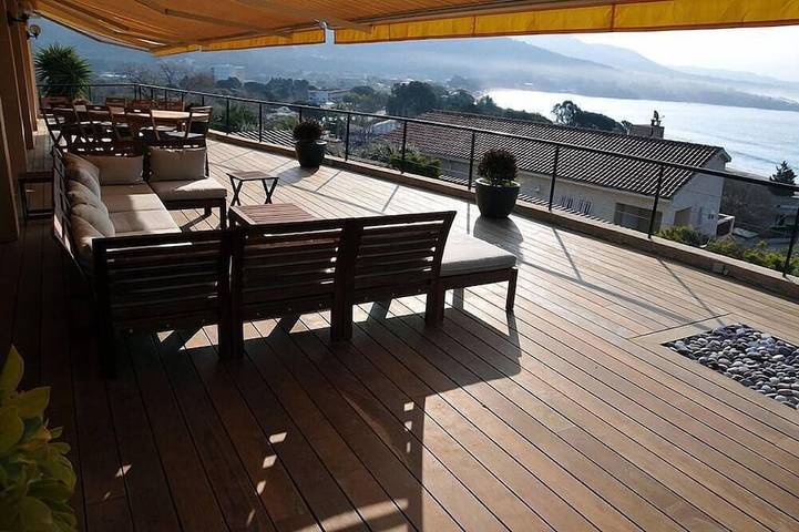 Villa pour 14 personnes, avec Terrasse et Jardin dans Sagone