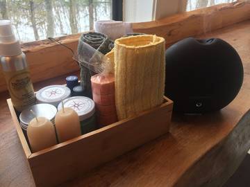 Glamping for 8 Guests in Val-des-Monts, Quebec, Picture 4