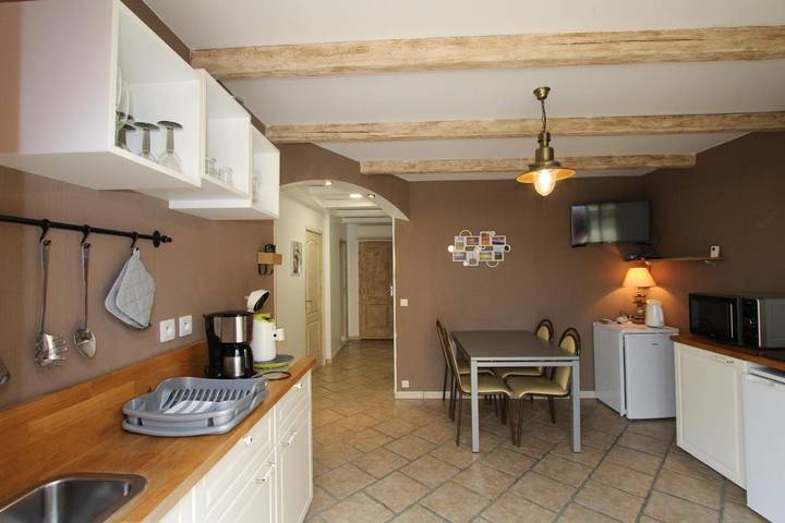 Gîte pour 6 personnes, avec jardin ainsi que piscine et vue, animaux acceptés à Saint-Romain-en-Viennois - 2