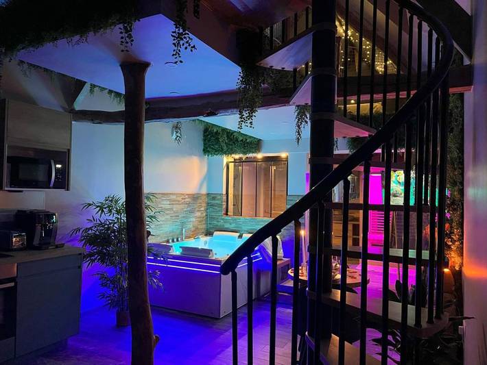 Location de vacances pour 2 personnes, avec sauna dans Saint-Clair-sur-les-Monts